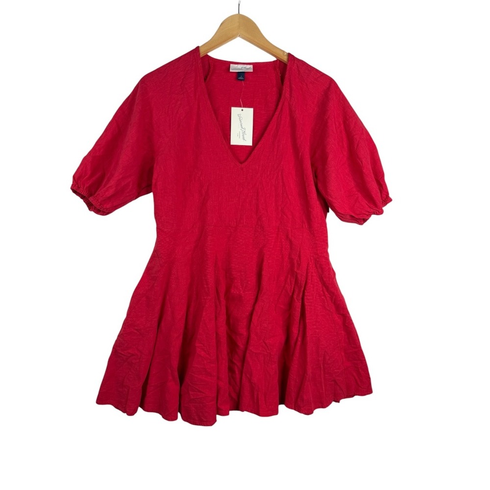 NWT Universal Thread Womens V Neck Fit and Flare Dress size Small Red